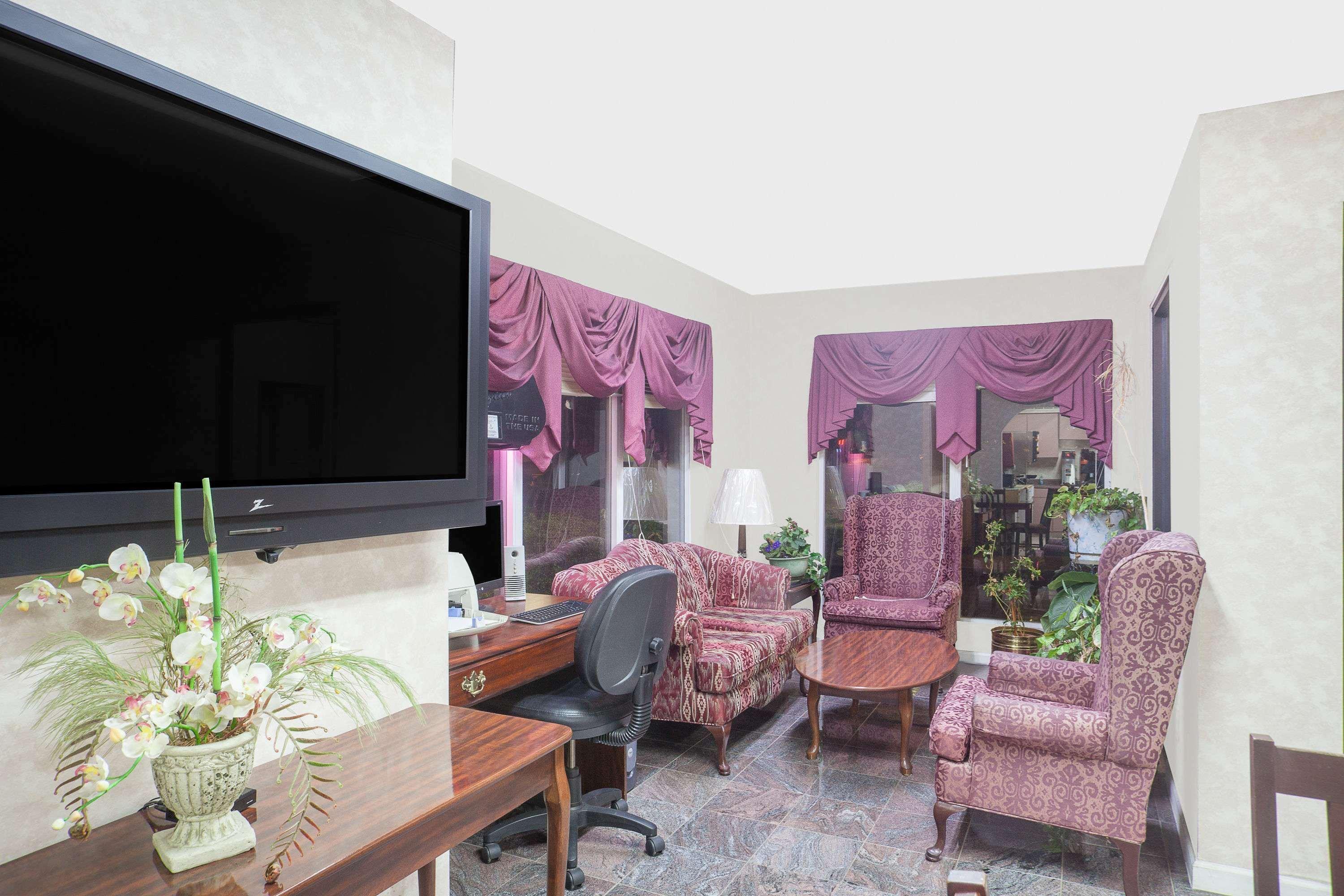 Super 8 By Wyndham Decatur Priceville Extérieur photo